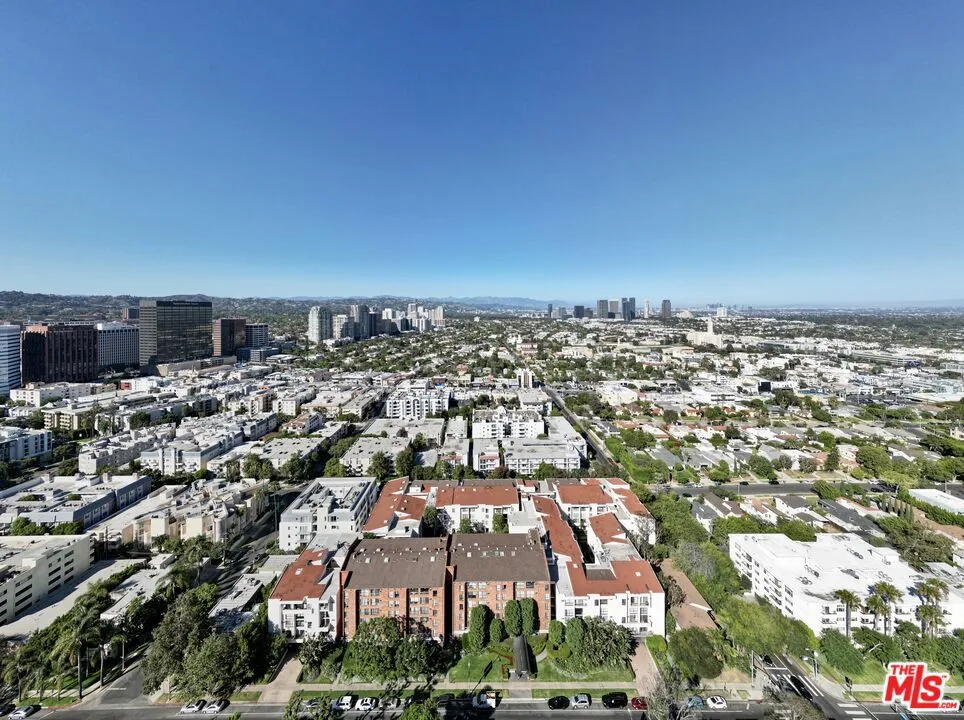 1440 VETERAN AVENUE #217 Los Angeles, CA 90024