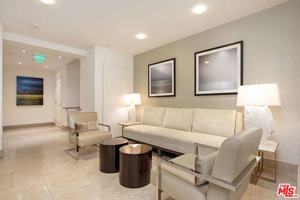 1440 VETERAN AVENUE #217 Los Angeles, CA 90024