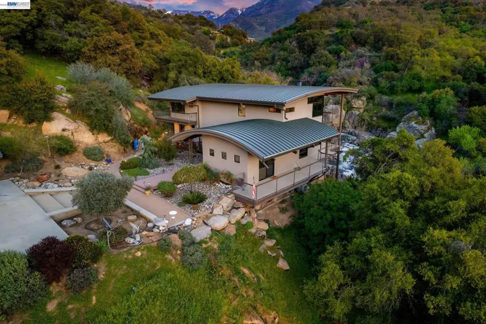 48250 S Fork Dr Three Rivers, CA 93271
