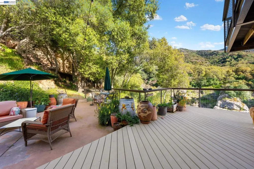 48250 S Fork Dr Three Rivers, CA 93271