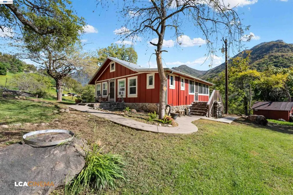 48250 S Fork Dr Three Rivers, CA 93271