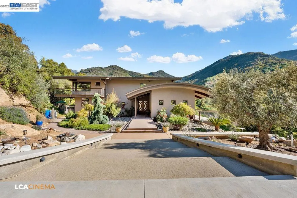 48250 S Fork Dr Three Rivers, CA 93271