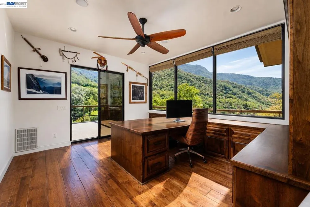 48250 S Fork Dr Three Rivers, CA 93271