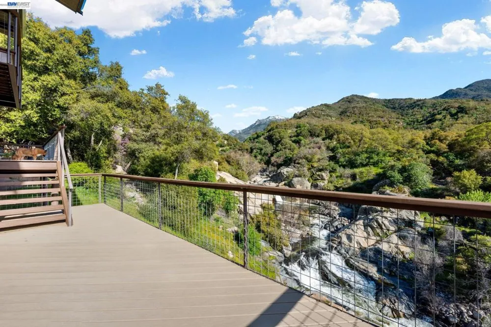 48250 S Fork Dr Three Rivers, CA 93271