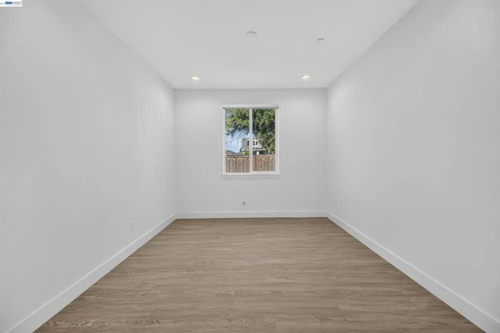 619 Heathridge Street Manteca, CA 95336