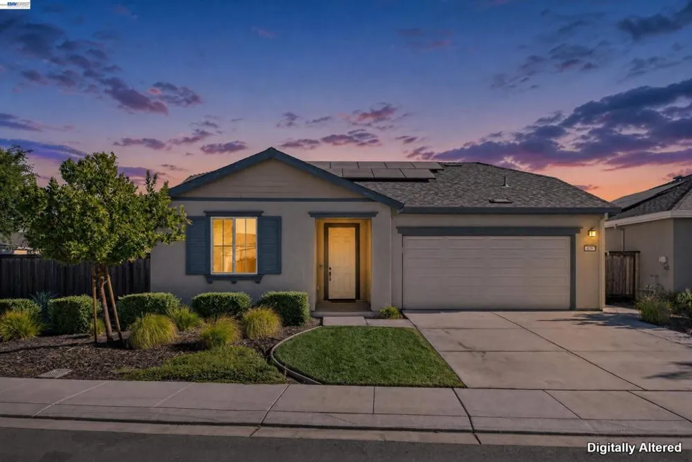 619 Heathridge Street Manteca, CA 95336