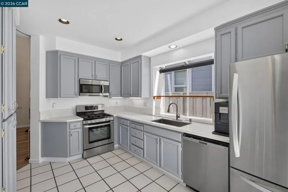 398 Wildwood Hercules, CA 94547