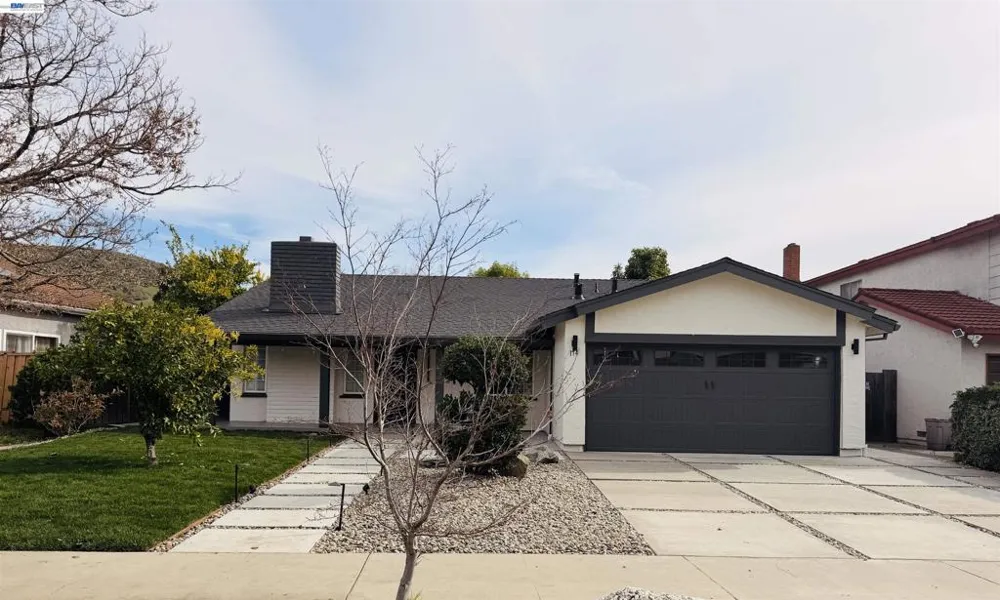174 Cheltenham Pl San Jose, CA 95139