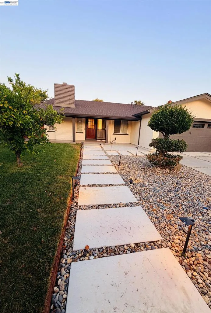 174 Cheltenham Pl San Jose, CA 95139