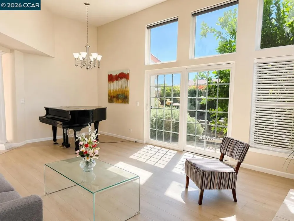 4334 Santa Rita Rd El Sobrante, CA 94803