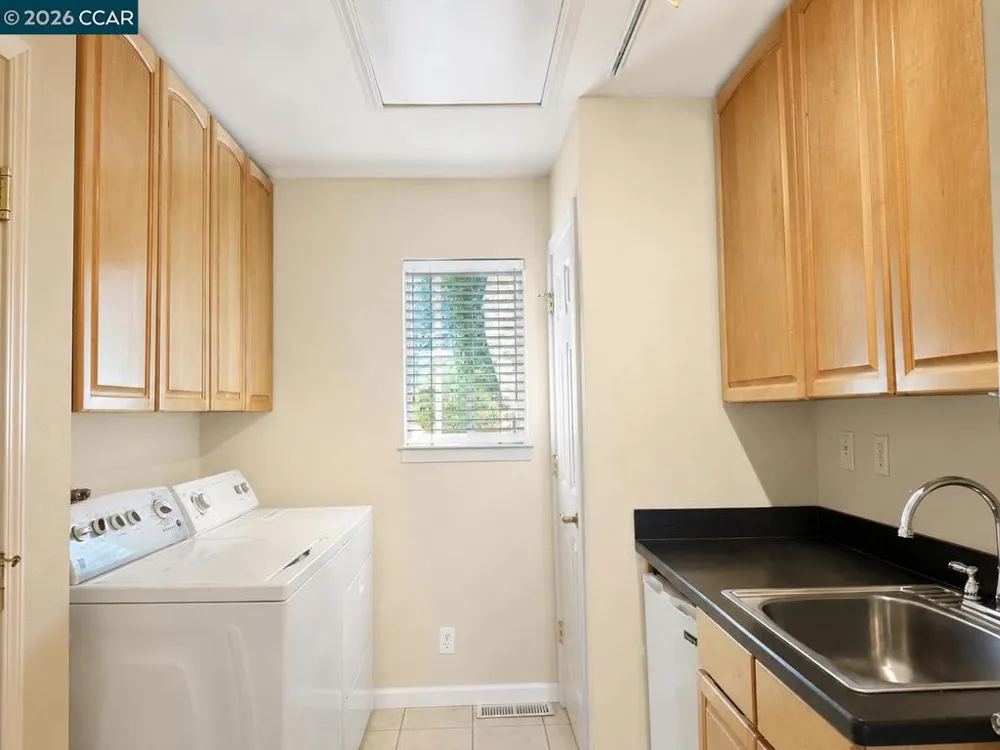 4334 Santa Rita Rd El Sobrante, CA 94803