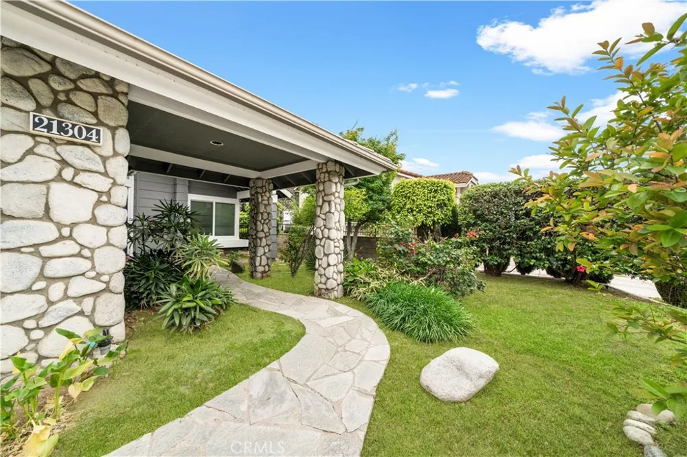 21304 E Fort Bowie Drive Walnut, CA 91789