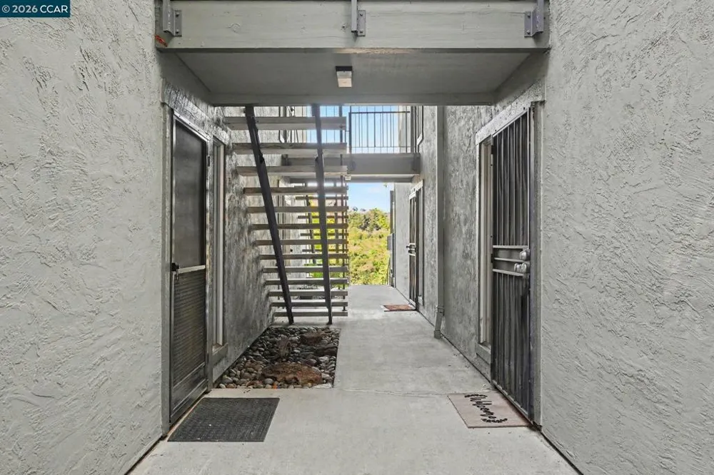 5290 San Pablo Dam Rd #19 El Sobrante, CA 94803