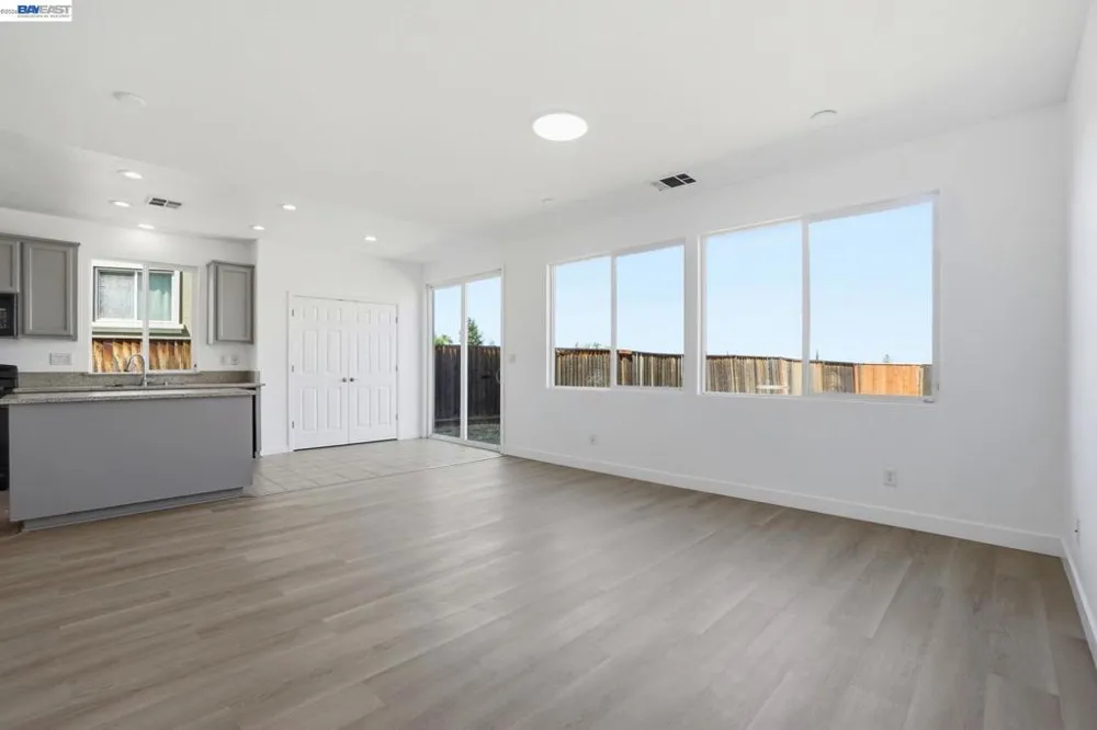 3805 Osprey Dr Antioch, CA 94509