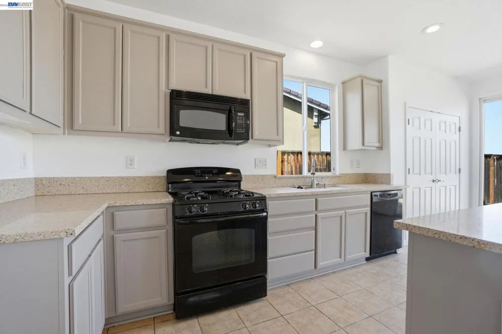3805 Osprey Dr Antioch, CA 94509
