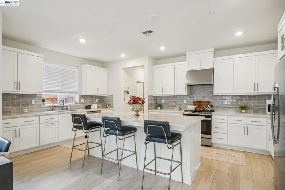 37231 Sand Bar Pl Newark, CA 94560