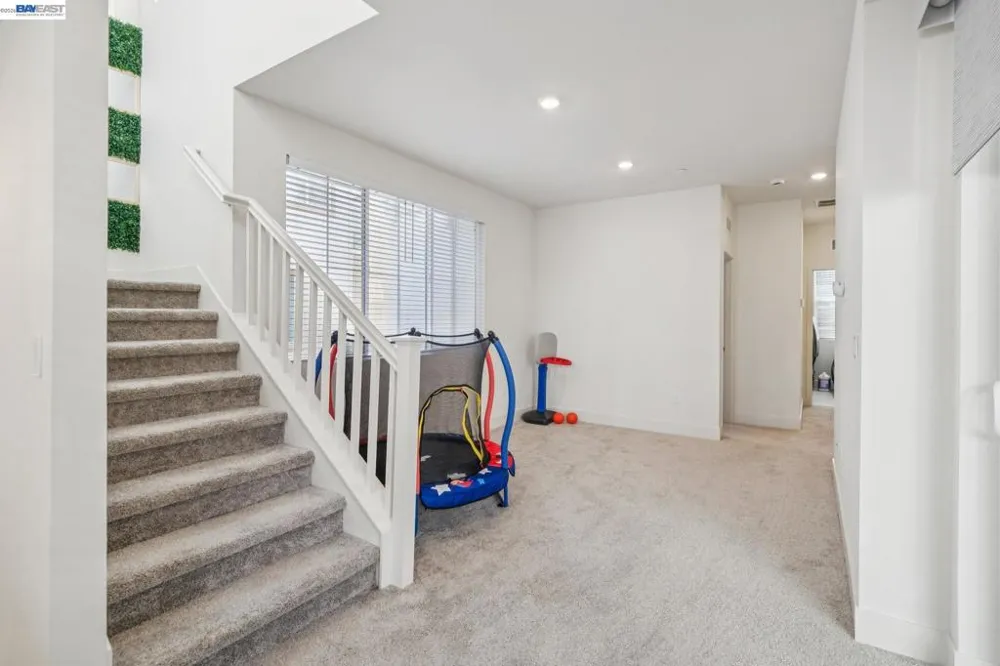 37231 Sand Bar Pl Newark, CA 94560