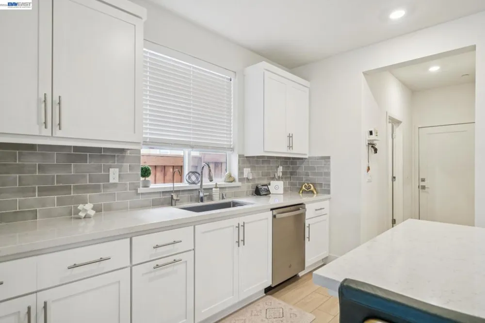 37231 Sand Bar Pl Newark, CA 94560
