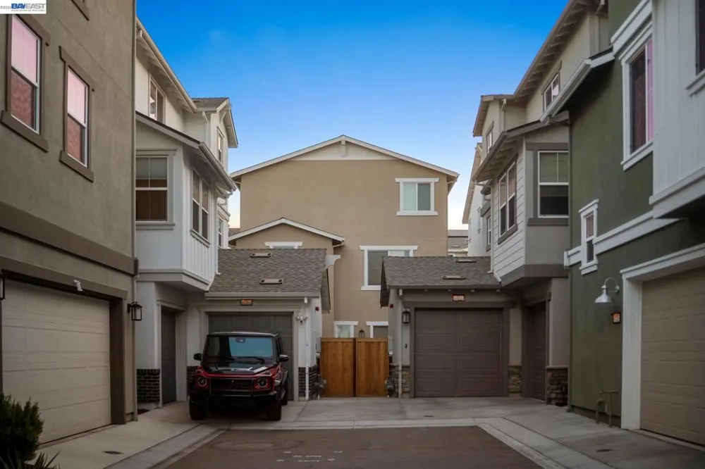 37231 Sand Bar Pl Newark, CA 94560