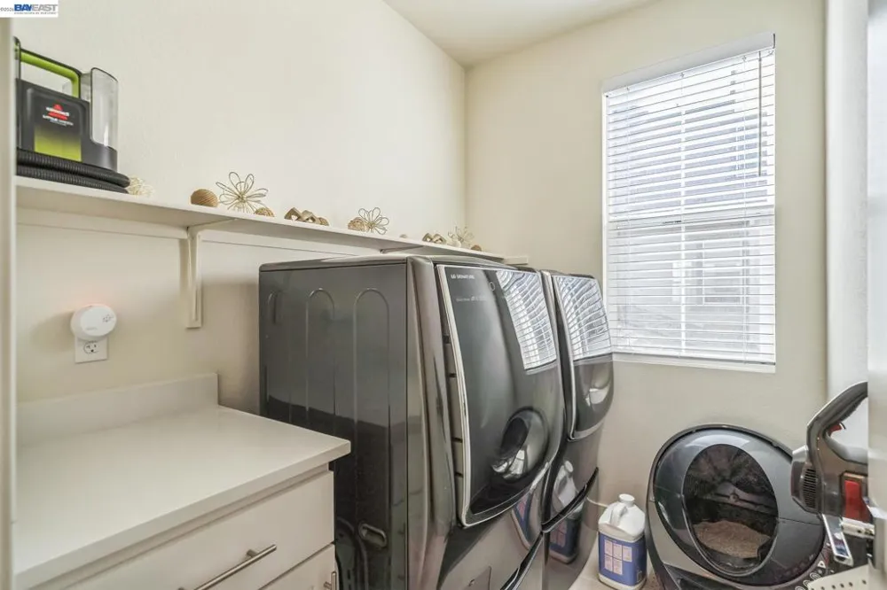 37231 Sand Bar Pl Newark, CA 94560