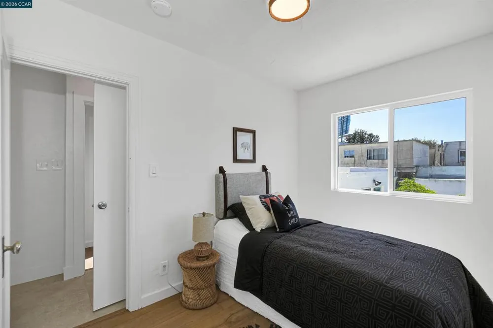 1300 Kains Ave Berkeley, CA 94702