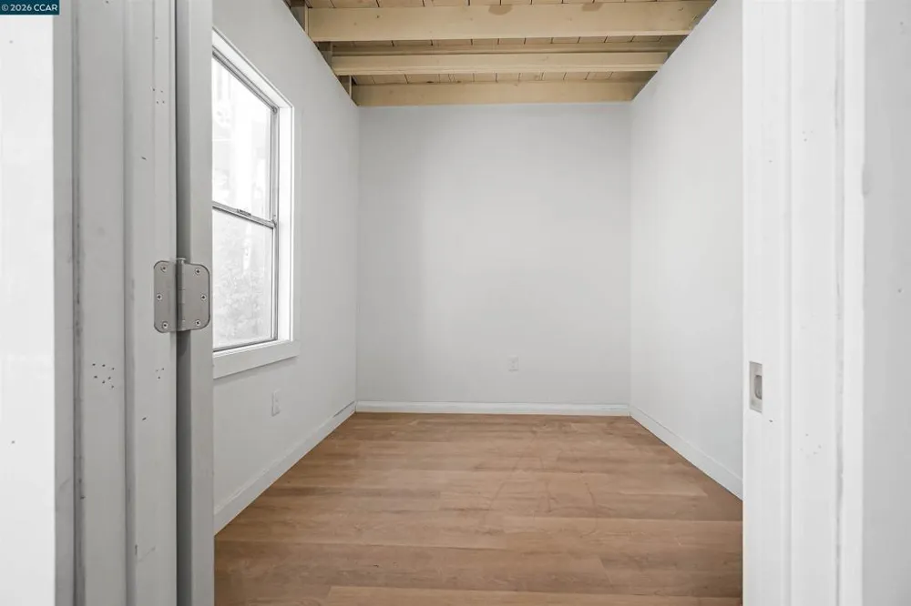 1300 Kains Ave Berkeley, CA 94702