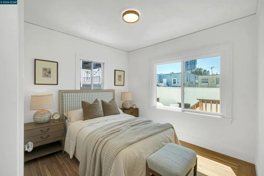 1300 Kains Ave Berkeley, CA 94702