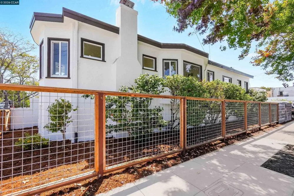 1300 Kains Ave Berkeley, CA 94702