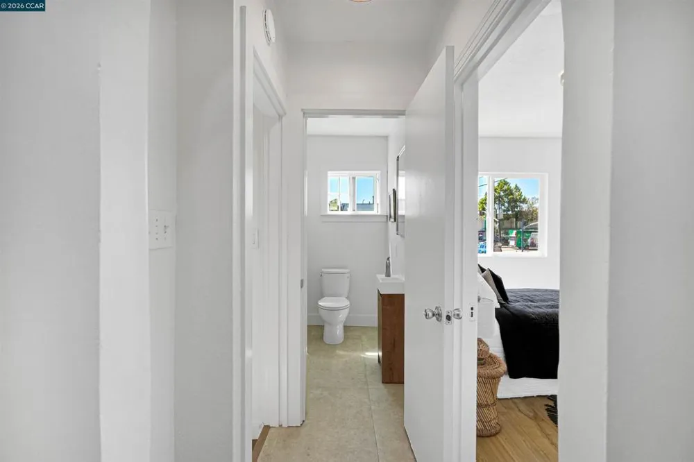 1300 Kains Ave Berkeley, CA 94702