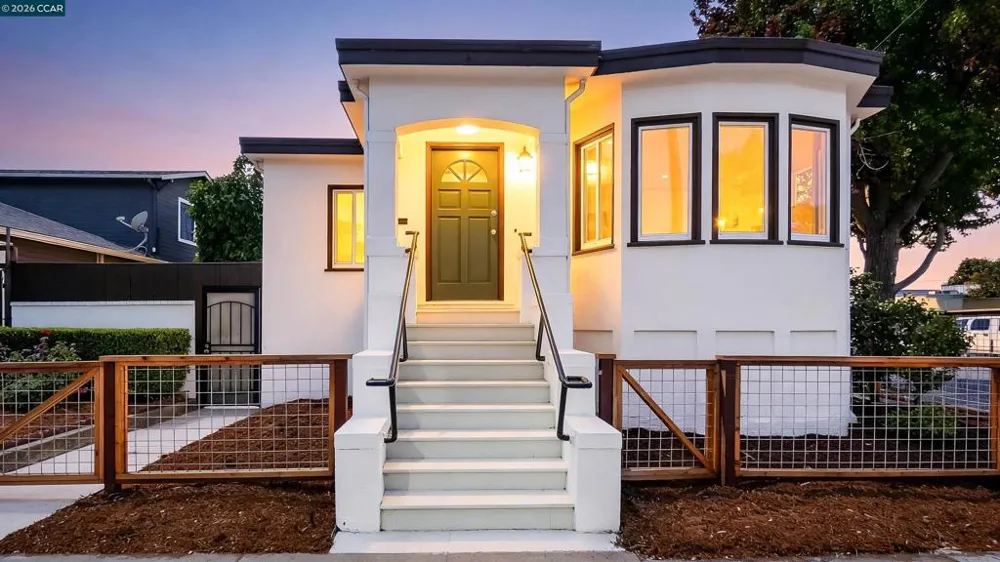 1300 Kains Ave Berkeley, CA 94702