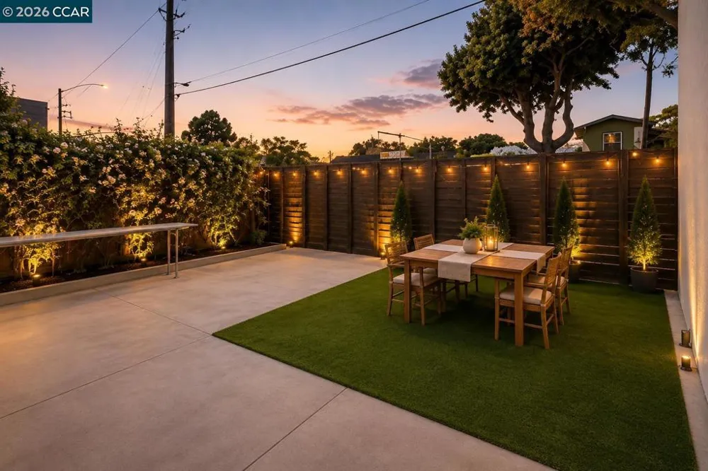 1300 Kains Ave Berkeley, CA 94702