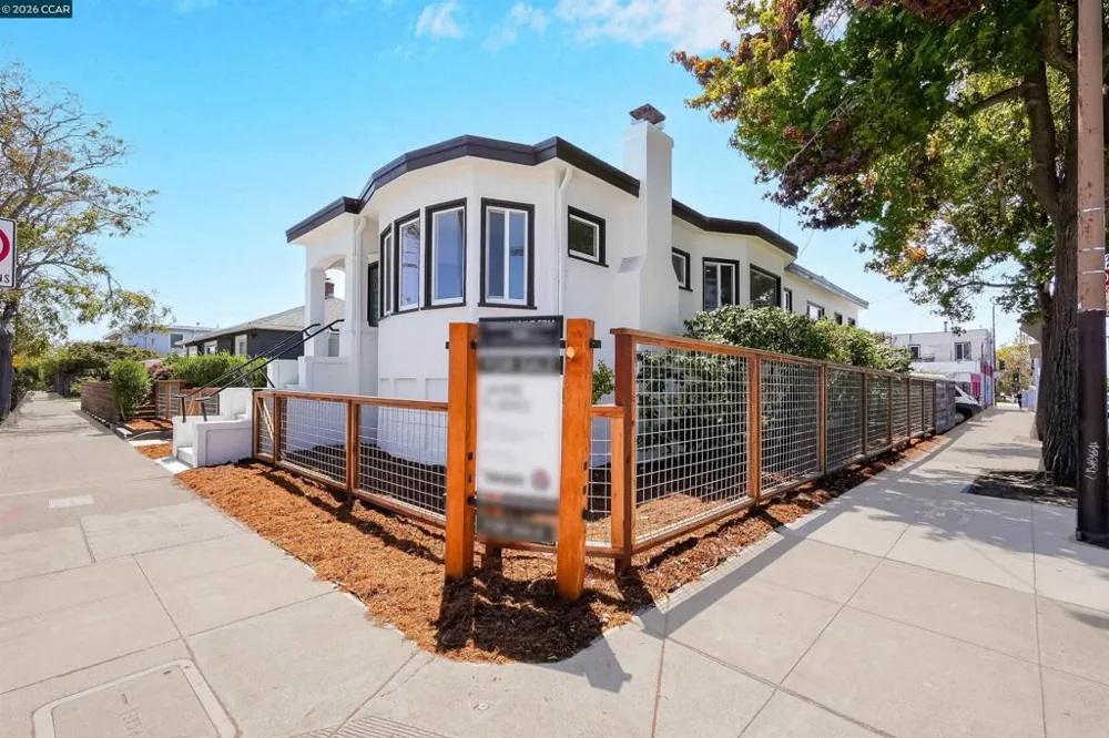 1300 Kains Ave Berkeley, CA 94702