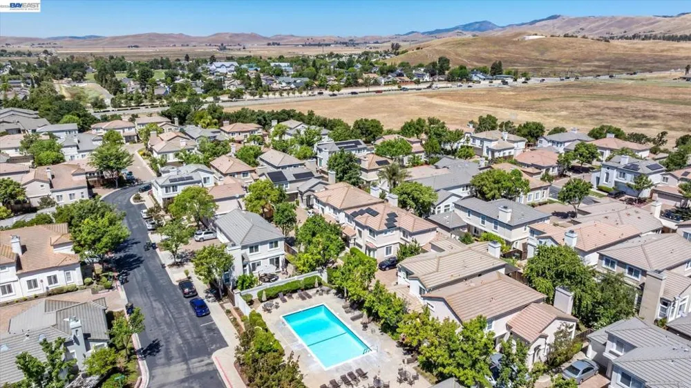 2038 Mulberry Cmn Livermore, CA 94551