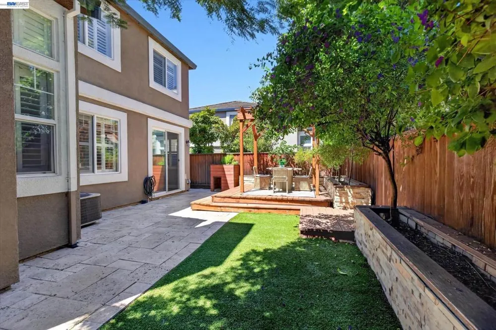 2038 Mulberry Cmn Livermore, CA 94551