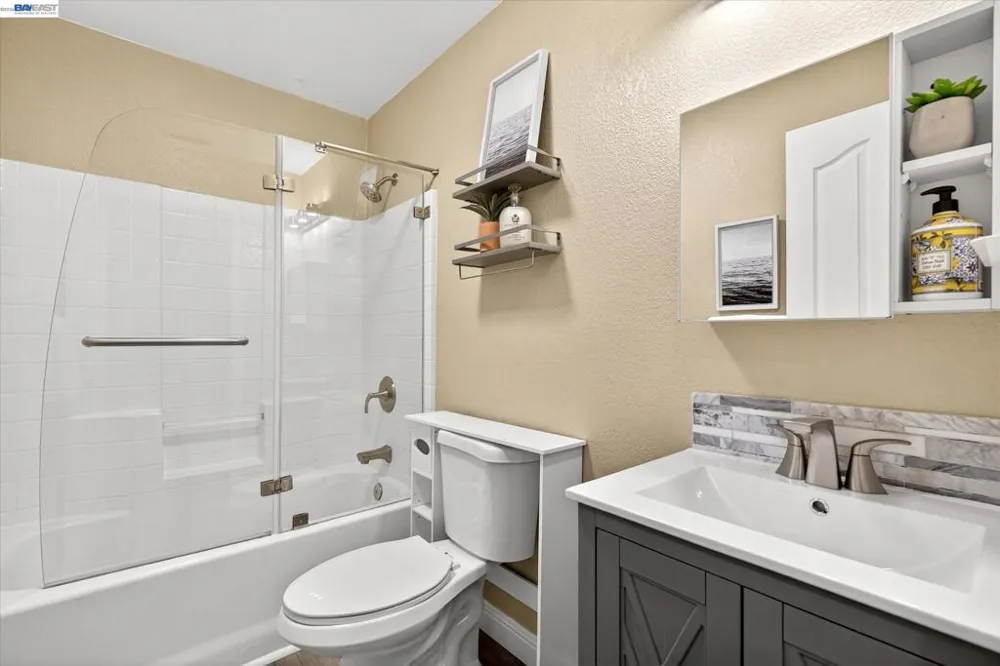 2038 Mulberry Cmn Livermore, CA 94551