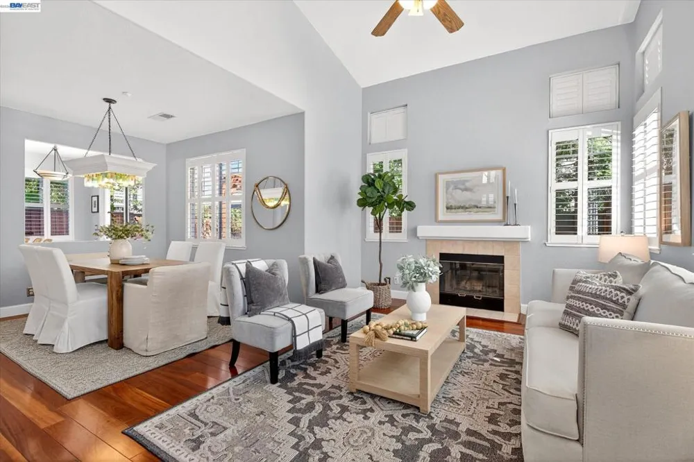 2038 Mulberry Cmn Livermore, CA 94551