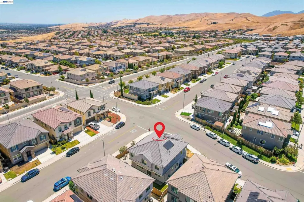 3001 Aragon Dr Pittsburg, CA 94565