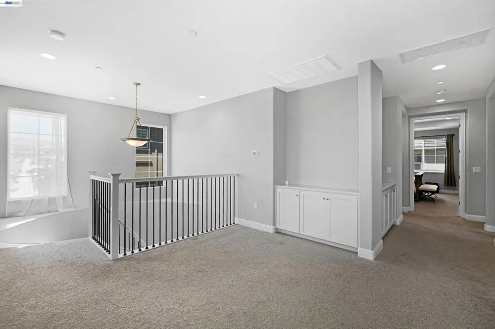 3001 Aragon Dr Pittsburg, CA 94565