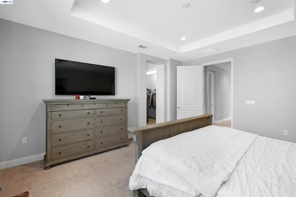 3001 Aragon Dr Pittsburg, CA 94565
