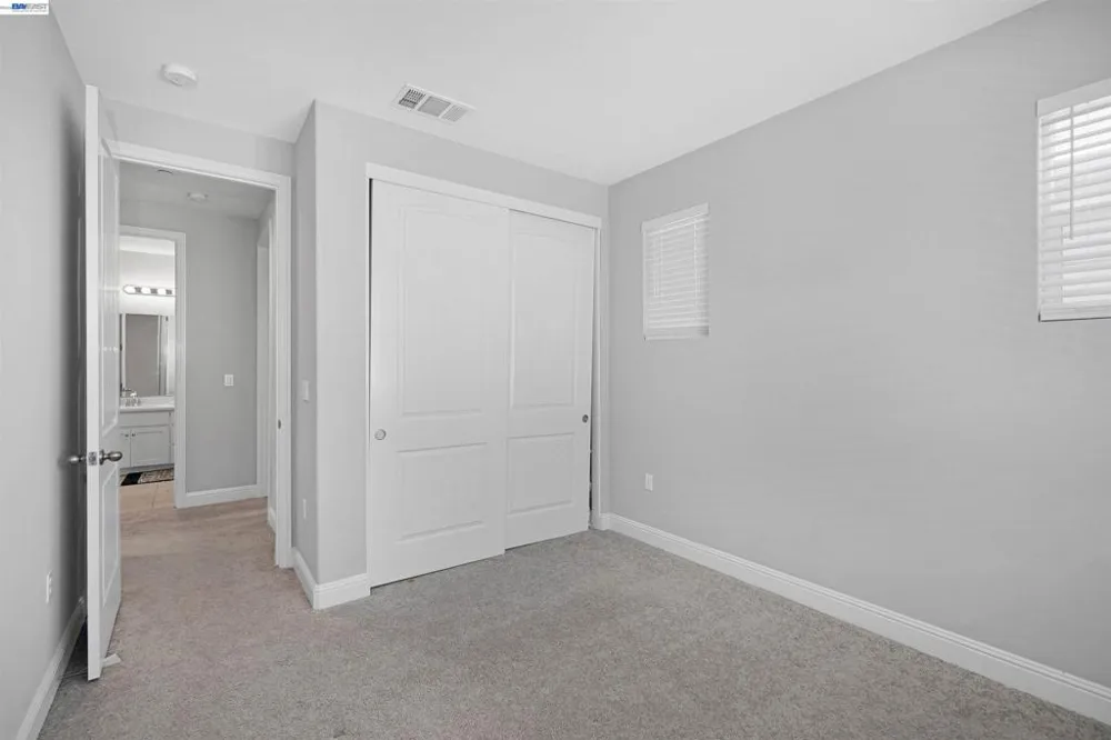 3001 Aragon Dr Pittsburg, CA 94565