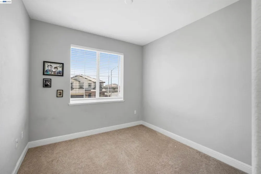 3001 Aragon Dr Pittsburg, CA 94565