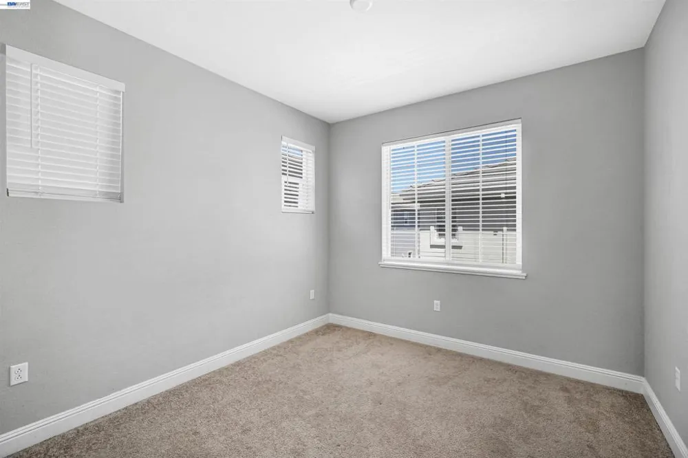 3001 Aragon Dr Pittsburg, CA 94565