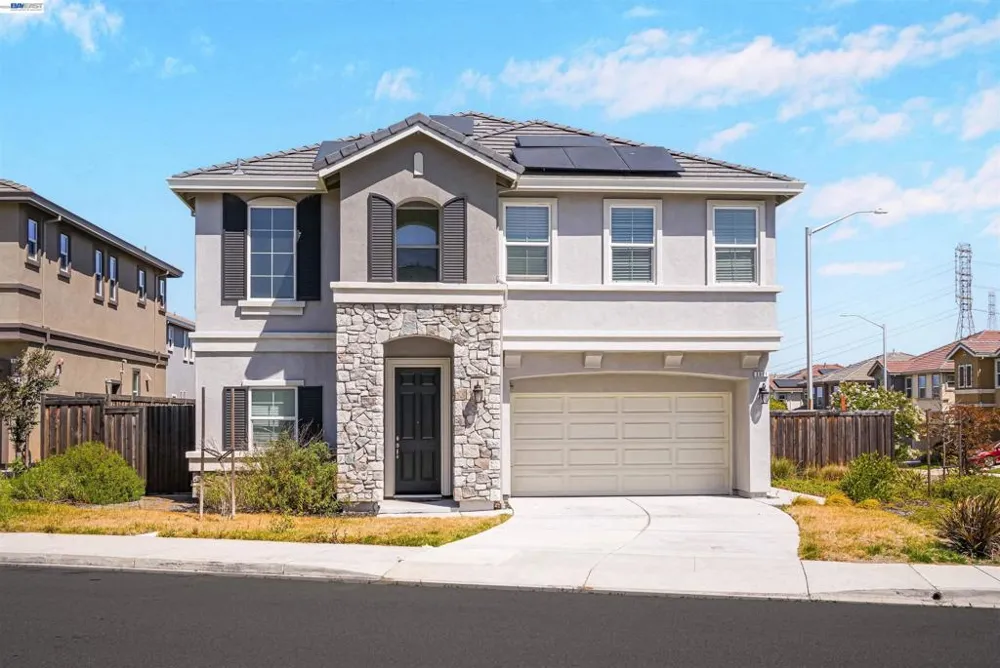 3001 Aragon Dr Pittsburg, CA 94565