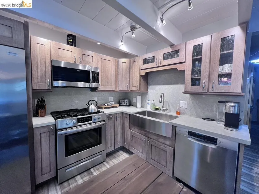 19462 Grizzly Cir Groveland, CA 95321