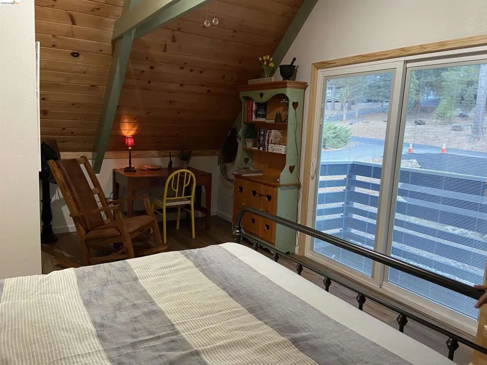 19462 Grizzly Cir Groveland, CA 95321