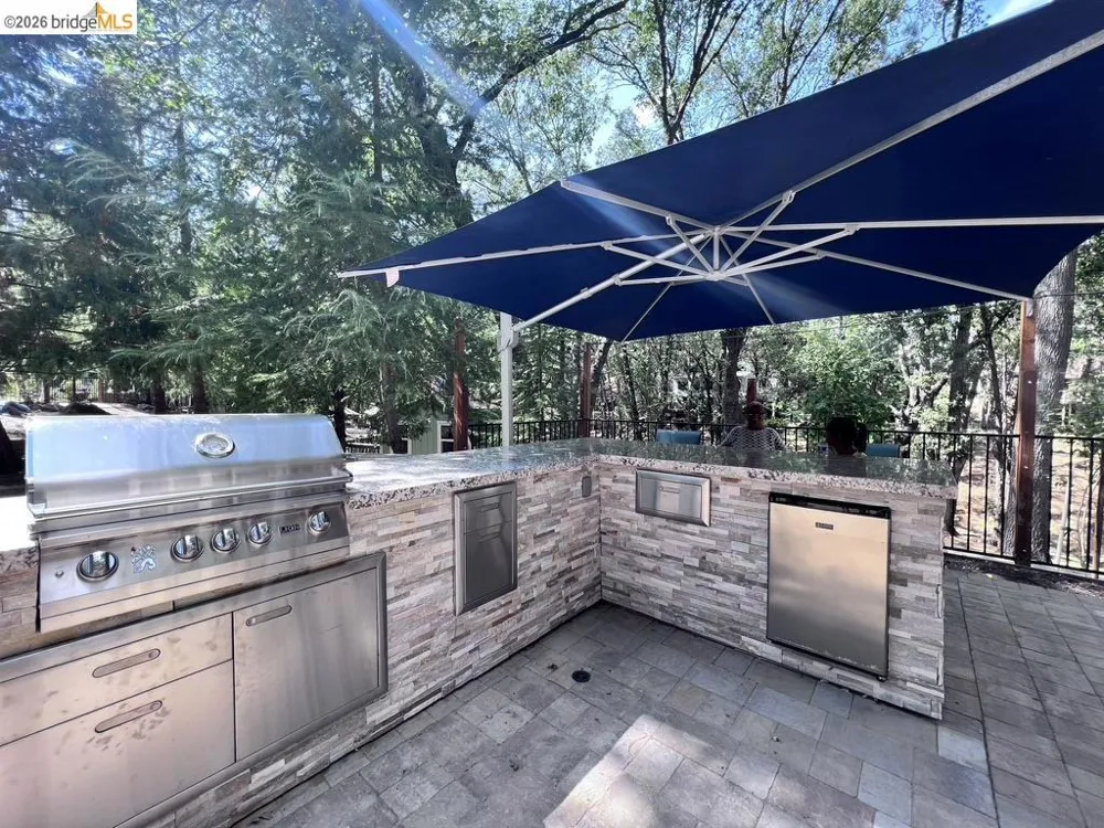 19462 Grizzly Cir Groveland, CA 95321