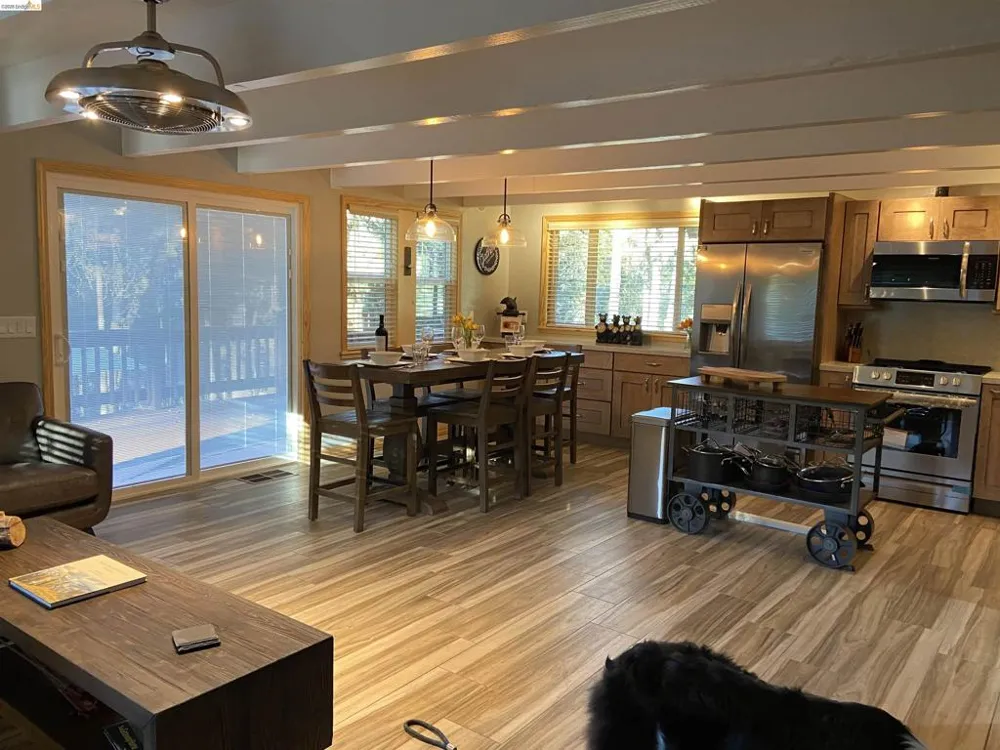 19462 Grizzly Cir Groveland, CA 95321