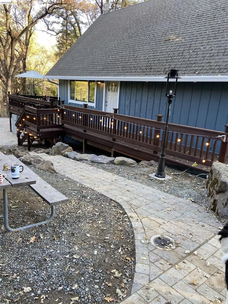19462 Grizzly Cir Groveland, CA 95321