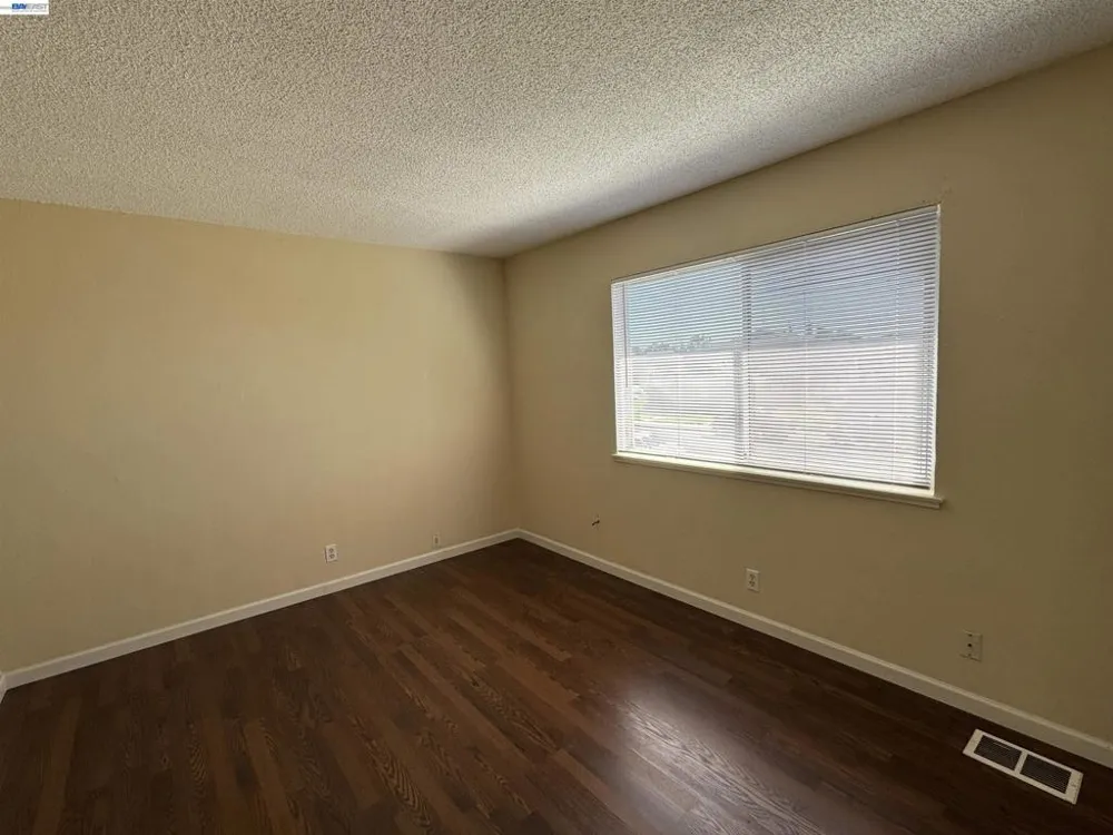 4416 Calandria St #2 Stockton, CA 95207