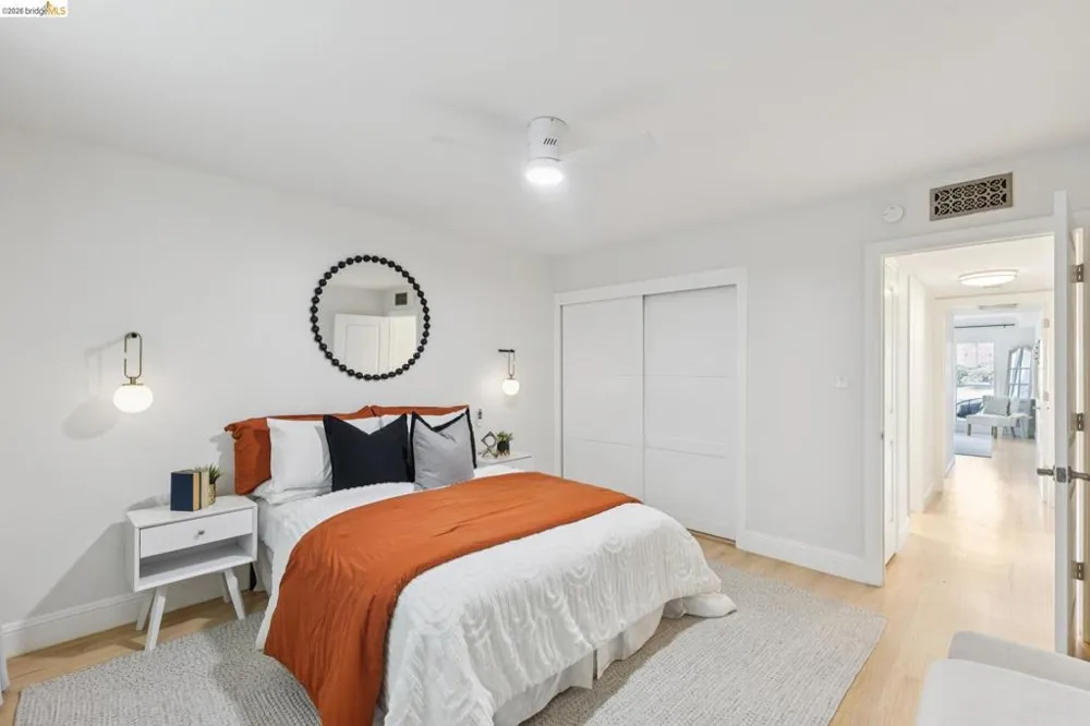 2316 Lakeshore Ave #8 Oakland, CA 94606